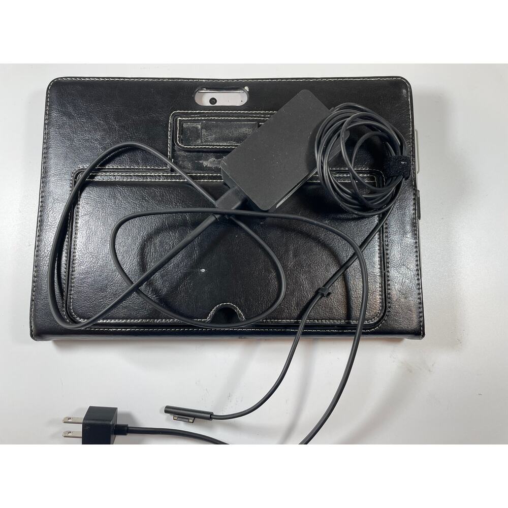 Surface Pro 4 with case and stylus pen